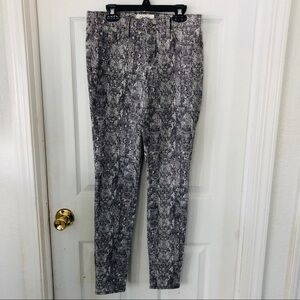 NWOT Jessica Simpson snakeskin kiss me super skinny cotton stretch pants SZ 30